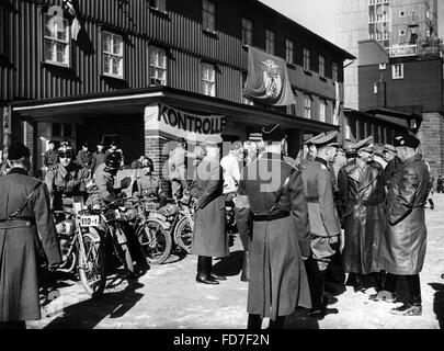 Station de contrôle à l'épreuve de cross-country ride, 1940 Banque D'Images