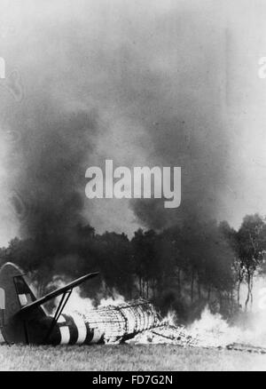 Les planeurs britanniques détruits pendant l'atterrissage airbone en Hollande, 1944 Banque D'Images