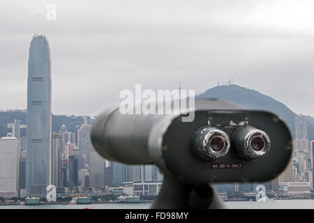 Télescope à pièces réalisé sur Hong Kong Banque D'Images