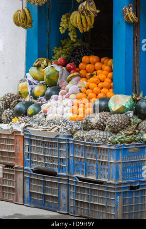 Jus de fruits frais et de fruits à Katmandou, Népal Banque D'Images