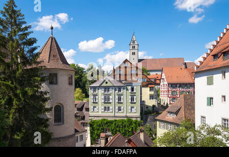 Château et ville haute, l'église paroissiale, Meersburg, sur le lac de Constance, Bodenseekreis, en Haute Souabe, Bade-Wurtemberg, Allemagne Banque D'Images
