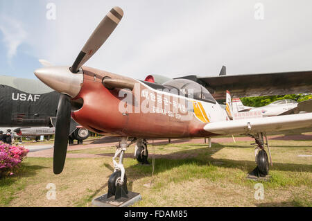 KT-1 Trainer (ROK), Mémorial de la guerre de Corée, ginyeomgwan Jeonjaeng-dong, Yongsan, Seoul, Corée du Sud Banque D'Images