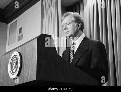 Jimmy Carter, 39e Président des Etats-Unis, s'adressant à la presse en avril 1980
