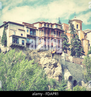 Maisons suspendues (Casas Colgadas) à Cuenca, Espagne. Retro style image filtrée Banque D'Images