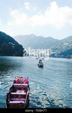 Station de colline Mountain River Boat personne n Banque D'Images