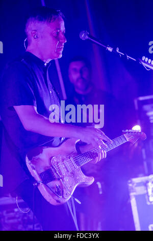 Fontaneto d'Agogna en Italie. 29 janvier 2016. Le groupe de rock italien SUBSONICA il se produit sur la scène du club de musique pendant le phénomène 'Una Foresta Nei Club Tour 2016' Credit : Rodolfo Sassano/Alamy Live News Banque D'Images