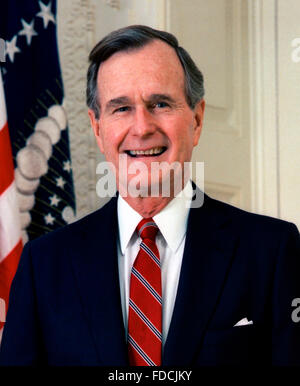 Photo Officiel de la Maison Blanche de George H W Bush, 41e Président des Etats-Unis, c.1989 Banque D'Images