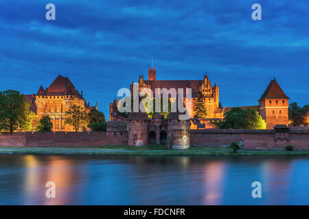 Le Château de l'Ordre Teutonique de Malbork était siège du Grand Maître de l'Ordre Teutonique, Poméranie, Pologne, Europe Banque D'Images