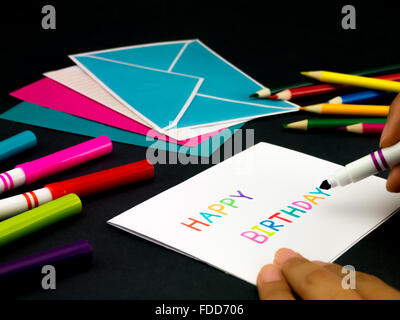 Carte message pour votre famille et vos amis ; Joyeux Anniversaire Banque D'Images