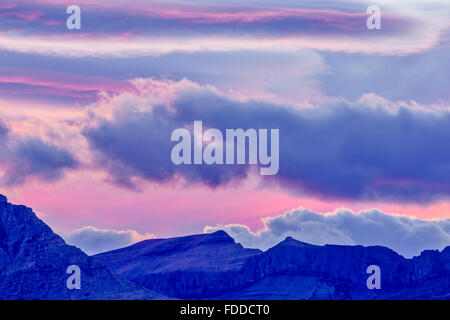 Coucher du soleil en Alberta Foothills country Banque D'Images