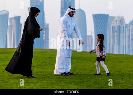 Groupe Famille qatari, Doha, Qatar Banque D'Images