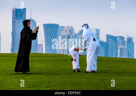 Groupe Famille qatari, Doha, Qatar Banque D'Images