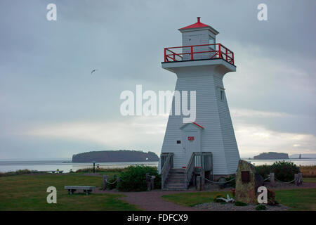 Phare de cinq îles Parc Provincial en Nouvelle-Écosse, Canada Banque D'Images