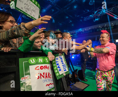 ArenaMK, Milton Keynes, UK. Jan 31, 2016. Unibet Masters Championnat de fléchettes. Credit : Action Plus Sport/Alamy Live News Banque D'Images