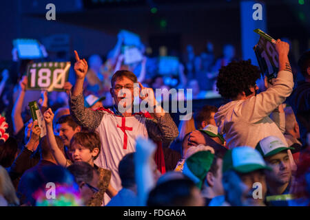 ArenaMK, Milton Keynes, UK. Jan 31, 2016. Unibet Masters Championnat de fléchettes. Fans de fléchettes à la maîtrise d'Unibet. Credit : Action Plus Sport/Alamy Live News Banque D'Images