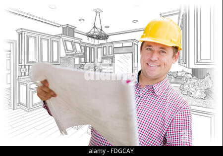 Entrepreneur Smiling Holding Blueprints sur Custom cuisine Dessin. Banque D'Images