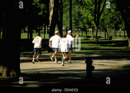 Washington, DC., USA, 11 juillet 1993, le Président Clinton va faire du jogging autour de West Potomac Park. Credit : Mark Reinstein Banque D'Images