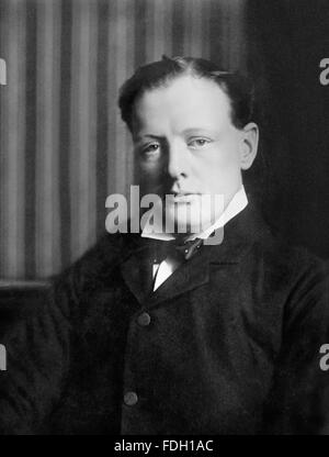 Wiinston Churchill. Portrait de l'homme d'État britannique, en tant que jeune homme, c.1900 Banque D'Images