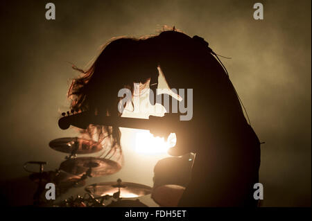 Groupes jouent dans le jardin de la rue Princess avant minuit dans le cadre de la célébrations Hogmanay à Édimbourg pour 2016 comprend : Biffy Clyro Où : Édinbourg, Royaume-Uni Quand : 31 déc 2015 Banque D'Images