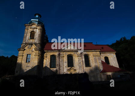 Grande Ourse constellation plus de ruines de l'église de la Visitation Banque D'Images