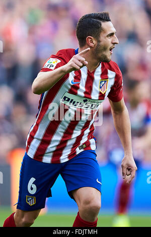 Koke (Atletico de Madrid) célèbre après avoir marqué, au cours de la Liga match de football entre le FC Barcelone et l'Atlético de Madrid, au Camp Nou à Barcelone, Espagne, samedi, 30 janvier 2016. © AFP PHOTO alliance/Alamy Live News Banque D'Images