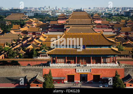 Toits de la Cité Interdite vue de Parc Jingshan, Beijing, Chine Banque D'Images