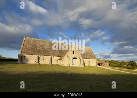 Grande grange Coxwell, Oxfordshire, une treizième siècle grange monastique cistercienne. Banque D'Images