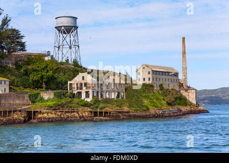 Ruines de la tour et des bâtiments administratifs Alcatraz Banque D'Images