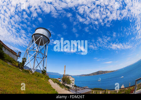 Tour de l'eau dans l'île d'Alcatraz et SF bay Banque D'Images