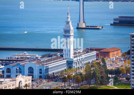 Port de Ferry Pier Tower Building à San Francisco Banque D'Images