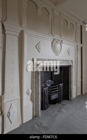 La cheminée dans la chambre à coucher à la maison du Québec, Westerham, dans le Kent. La Maison du Québec a été la maison d'enfance du général James Wolfe. Banque D'Images