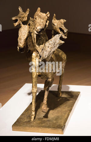 Londres, Royaume-Uni. 1 février 2016. Sculpture Le cheval un six têtes de Germaine Richier, est. GBP 200,000-300,000. Bonhams' appuyez sur aperçu de leur art d'après-guerre et contemporains vente à leurs nouveaux locaux de Bond Street. La vente aura lieu le 11 février 2016. Banque D'Images