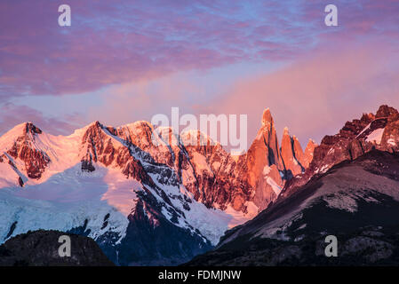 Paysage du Cerro Torre à l'aube - Parc National Los Glaciares Banque D'Images