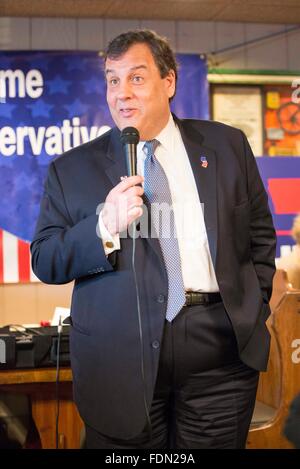 Des Moines, Iowa, USA. 1er février, 2016. Le jour du caucus de l'Iowa, le candidat présidentiel républicain Gov. CHRIS CHRISTIE parle de la Westside Club conservateur à Machine Shed restaurant. (Crédit Image : © Sayles Evan/ZUMA Press) Banque D'Images