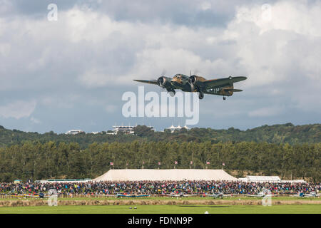 Bombardiers Bristol Blenheim décolle à Goodwood à la célébration de la bataille d'Angleterre Banque D'Images