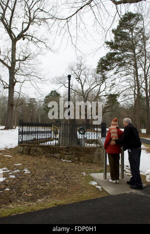 Caucasian couple Cowpens National Battlefield en Caroline du Sud USA Banque D'Images