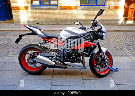 Triumph Street Triple moto britannique Irlande Dublin Banque D'Images