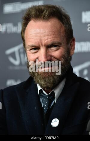 New York, NY, USA. 1er février, 2016. Arrivées à Sting pour JIM : L'HISTOIRE DE JAMES FOLEY HBO, une Premiere sur Time Warner Center, New York, NY Le 1 février 2016. Crédit : Steven Ferdman/Everett Collection/Alamy Live News Banque D'Images