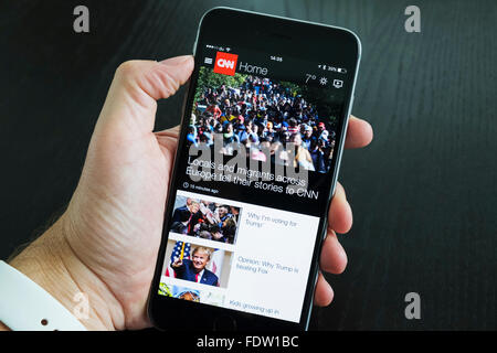 CNN News site web app sur un iPhone 6 Plus smart phone Banque D'Images