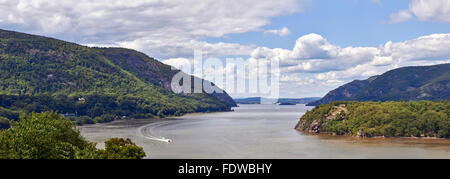 La rivière Hudson à West Point où l'armée américaine Armée britannique en bloc les rampes des chaînes de l'autre côté de la rivière à bord de 1778-1782. Banque D'Images