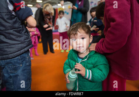 Berlin, Allemagne, la garde d'Fluechtlingsunterkunft sur le Convention Center Banque D'Images