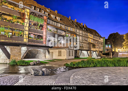 Voir la soirée de Bridge Kramerbrucke à Erfurt, Thuringe, Allemagne Banque D'Images