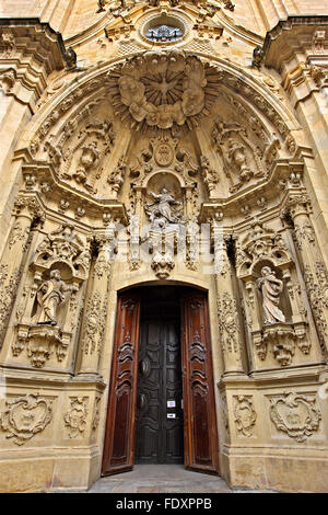 La basilique de Santa Maria del coro, dans la Parte Vieja (vieille), San Sebastian (Donostia), Pays Basque, Espagne. Banque D'Images
