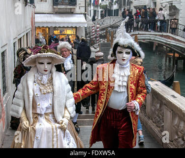 Venise, Italie. Jan 30, 2016. Carnaval de Venise 2016, la marche autour de la ville. © Patrizia Cortellessa/Pacific Press/Alamy Live News Banque D'Images