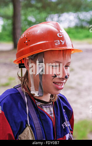 Jeunesse de la région de Vitebsk concours tourisme sportif 2010. Les participants des concours sur start.Boy portrait. Banque D'Images