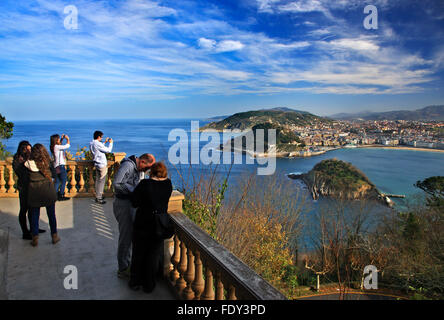 Vue panoramique de Donostia-San Sebastian, de Monte Igueldo. Pays Basque, Espagne. Banque D'Images