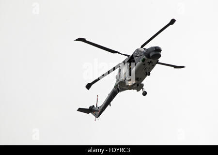 Cuxhaven, Allemagne, Marine de l'hélicoptère en vol Banque D'Images