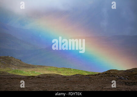 Arc-en-montagne, dans le comté de Galway, Irlande. Banque D'Images