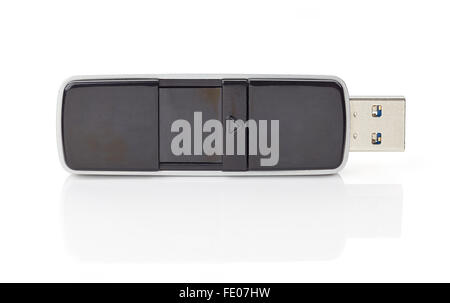 La mémoire flash USB isolé sur fond blanc Banque D'Images