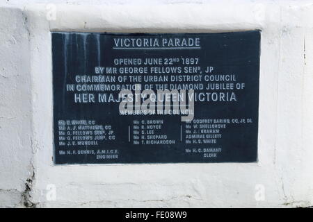 Plaque commémorant le jubilé de diamant de la reine Victoria, Cowes, île de Wight Banque D'Images